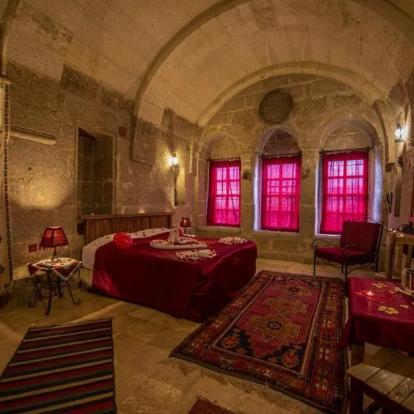 卡帕多西亚古董吉维利洞穴酒店，位于Gürsu的酒店