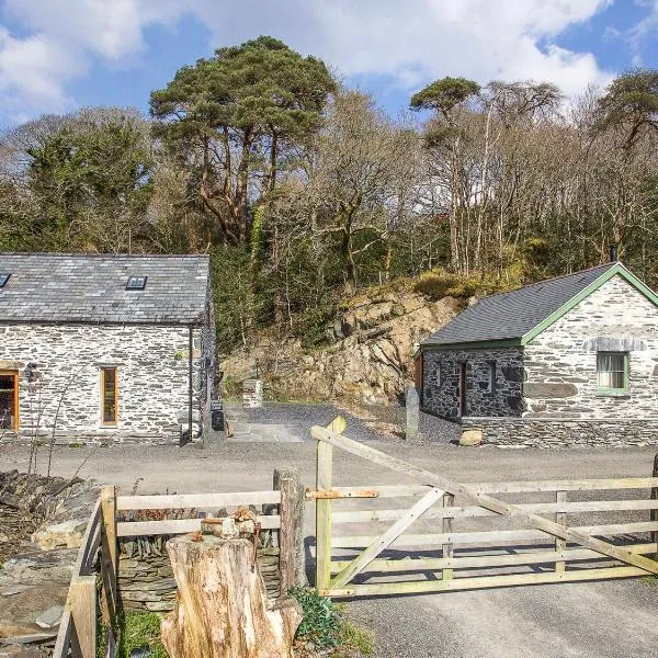 Tyn Llwyn Cornel Eco Barn，位于彭希登德雷斯的酒店