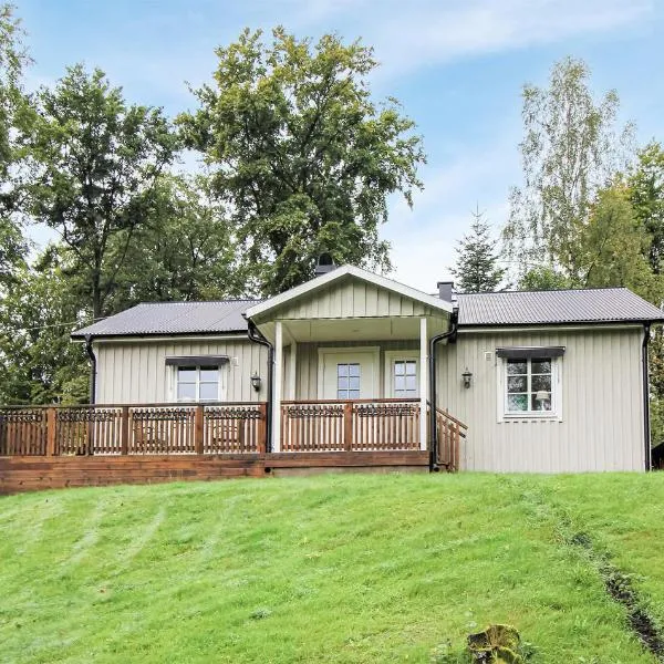 2 Bedroom Amazing Home In Munka Ljungby，位于Hålshult的酒店