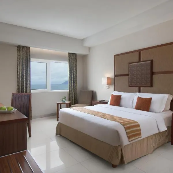ASTON Manado Hotel，位于美娜多的酒店