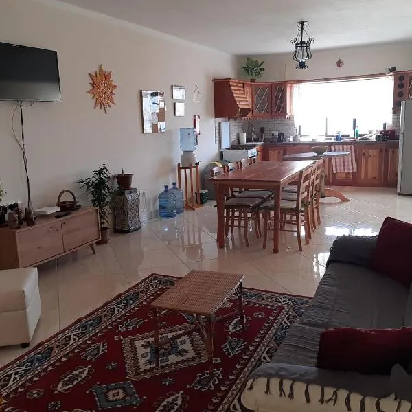 塔尔马尔加住宿加早餐旅馆，位于加拉的酒店