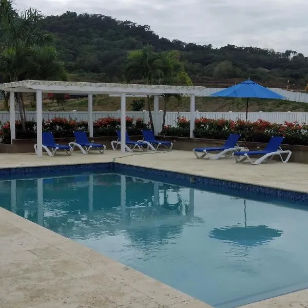 Playa Paraiso JAMAICA Bed & Breakfast,位于Point的酒店