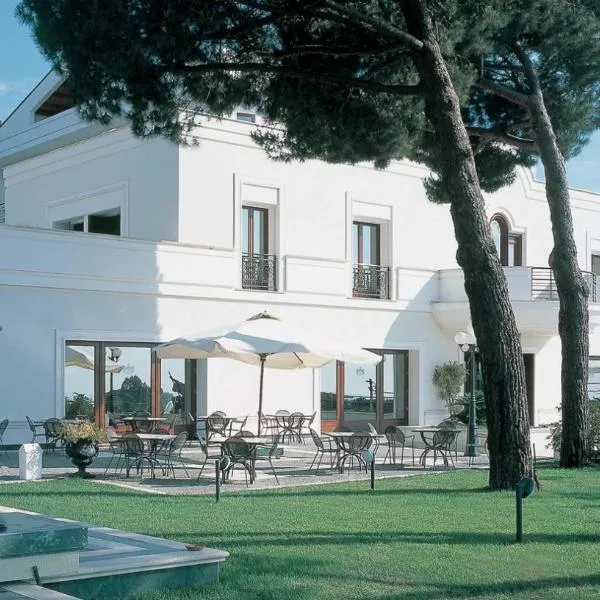 LH Hotel Domus Caesari，位于Torre Gaia的酒店