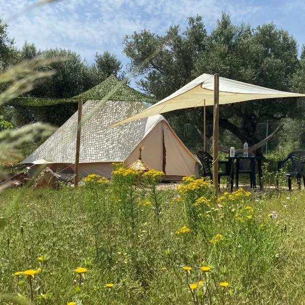 Bellissima Bell tent，位于Tortosa的酒店