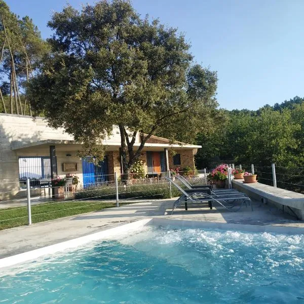 Casa Rural Madre del Agua. Finca El Robledillo，位于莫内斯特里奥的酒店