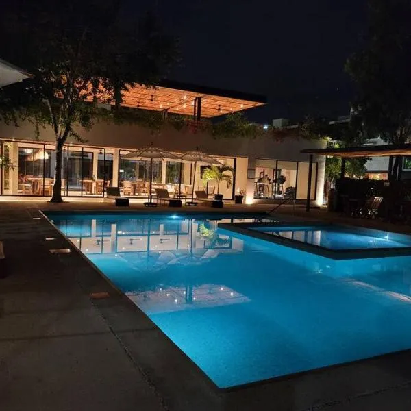 Amazing Dream Home in Gated Community，位于普拉亚卡门的酒店