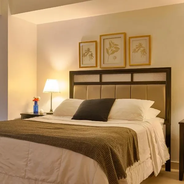 Apartamento 2BR- AC- WiFi- Safe - Smart TV- HotWater.，位于El Naranjal的酒店