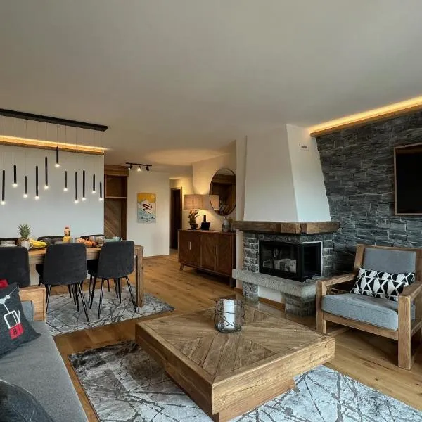 Zenith Views by Villars Luxury，位于威拉尔-苏-罗伦的酒店