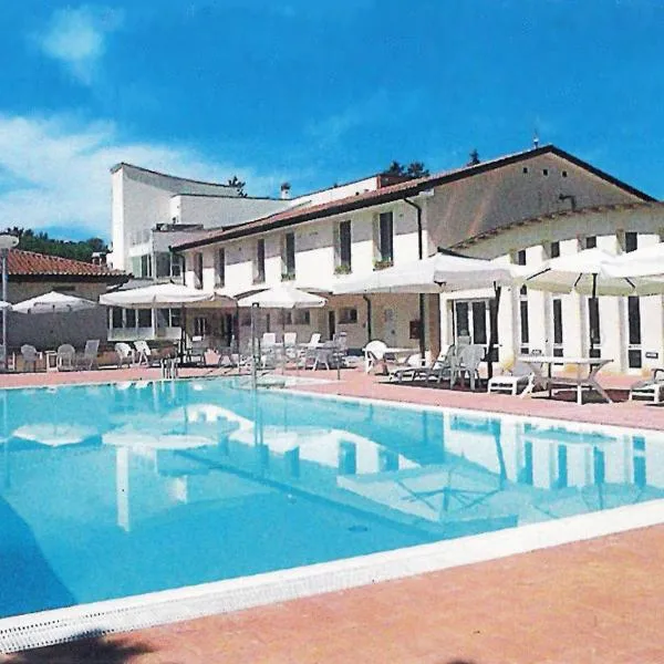 吉拉索利酒店，位于卢奇尼亚诺的酒店