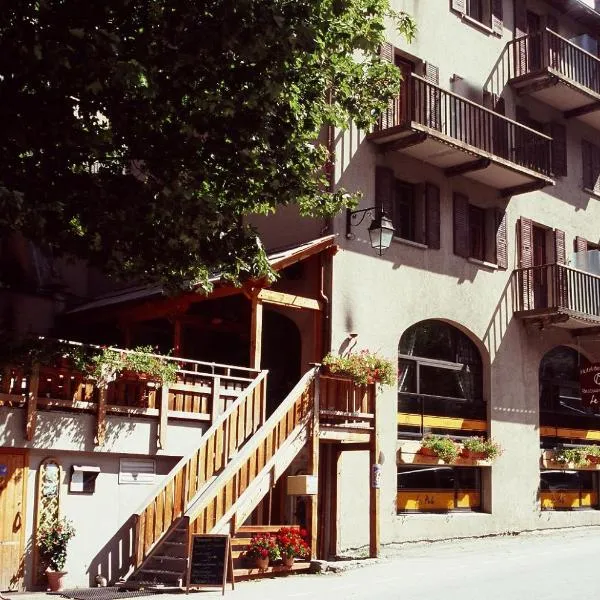 HOTEL DES ALPES - SKIERS LODGE，位于Les Fréaux的酒店