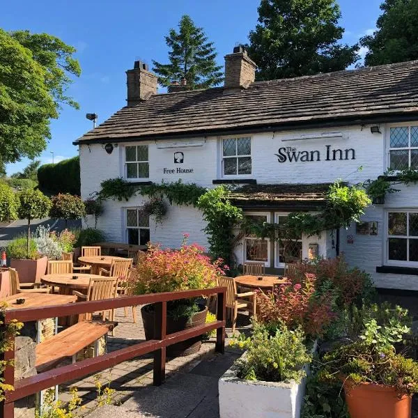 The Swan Inn，位于Mellor的酒店