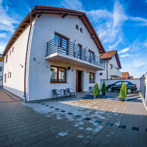 Five House，位于锡比乌的酒店