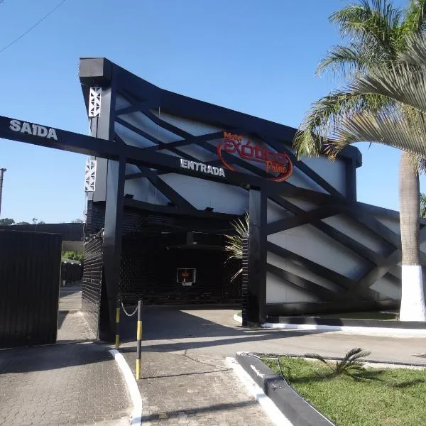 Motel Exótico Prime - Próximo GRU Aeroporto，位于Itaquaquecetuba的酒店