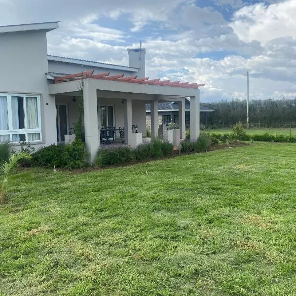 Oloibor Farmhouse near Ol Pejeta Nanyuki，位于Lamuria的酒店