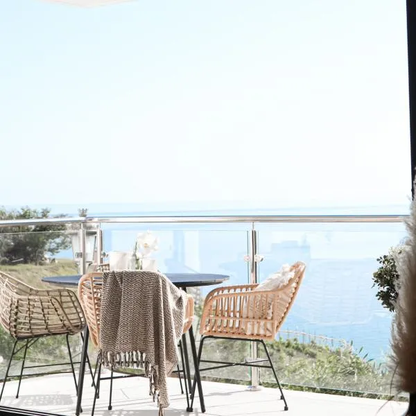 Balcon Del Mar Nerja，位于内尔哈的酒店