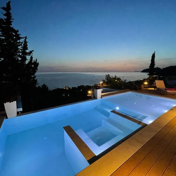 Casa Tramonto Beach View Agios Gordios Corfu，位于阿齐欧斯·贡多斯的酒店