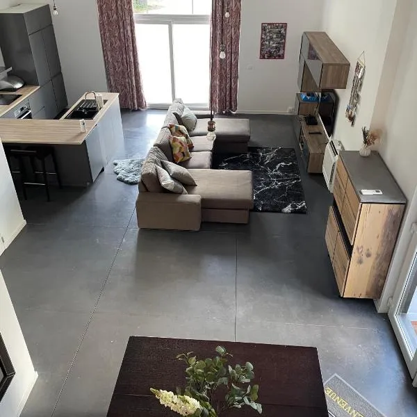 Guest House en famille ou en couple à la campagne，位于Romsée的酒店