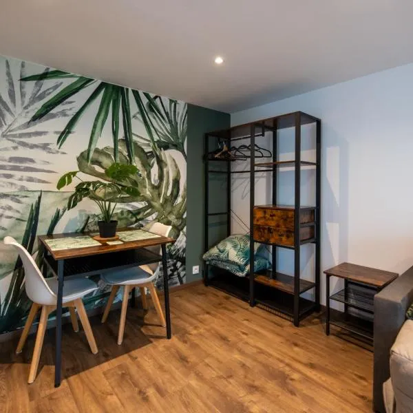 Naturel : Studio calme et agréable，位于Les Bordes的酒店
