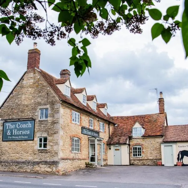 The Coach and Horses，位于Waterperry的酒店