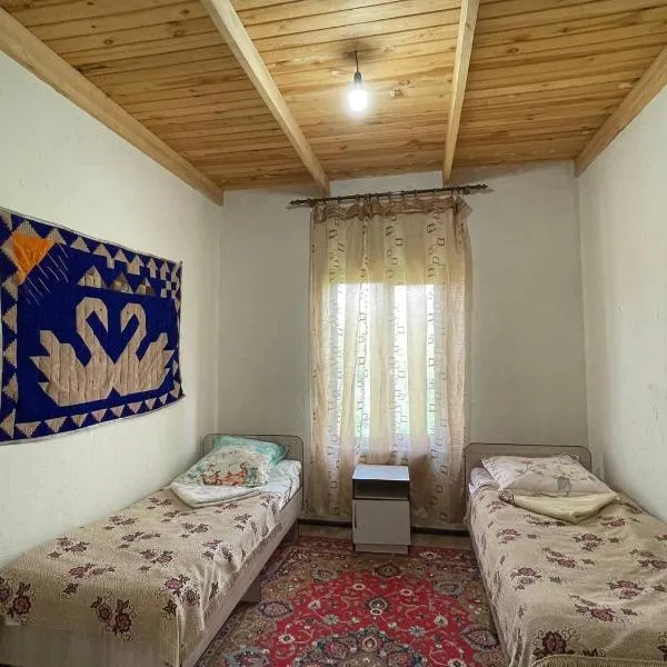 Guest House Guljan，位于Këk-Say的酒店