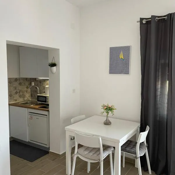 Apartments Anka Pag，位于帕格的酒店
