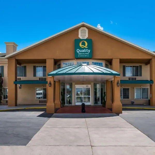 盐湖城机场西品质酒店及套房，位于Lake Point的酒店