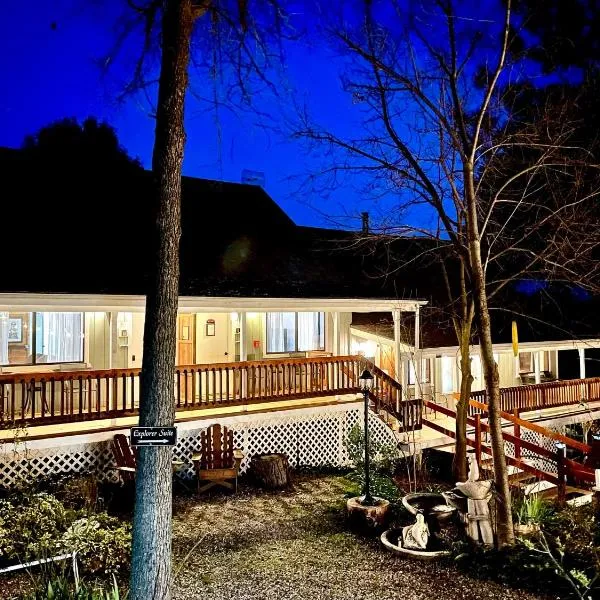 Sierra Mountain Lodge - Vacation Rentals - Yosemite，位于马里波萨的酒店