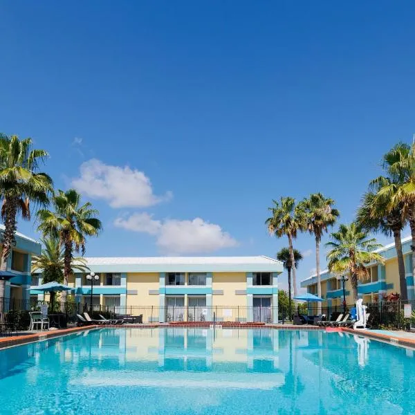 Garnet Inn & Suites, Orlando，位于奥兰多的酒店