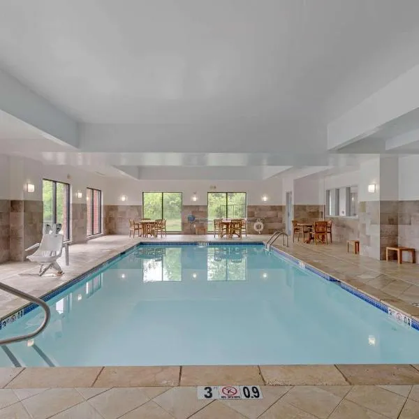 Comfort Suites Mt Juliet-Nashville Area，位于蒙特朱丽叶的酒店