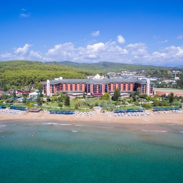 AQI Pegasos Resort，位于阿萨拉尔的酒店