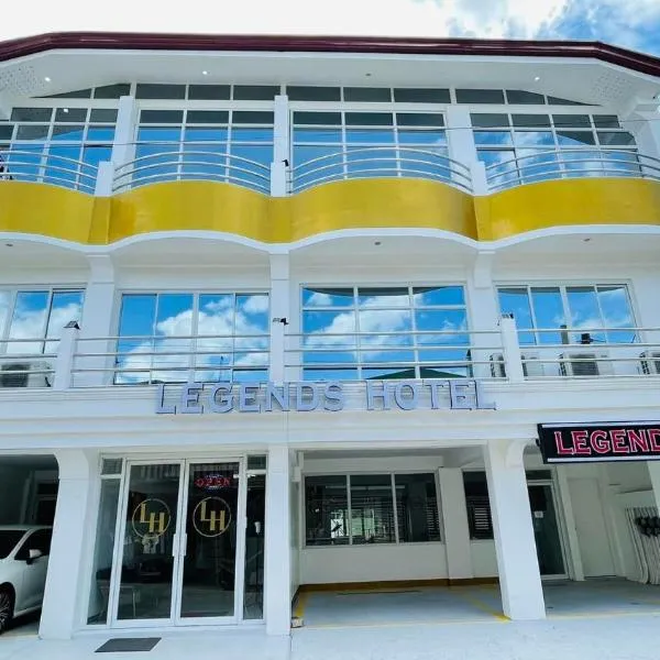 Legends Hotel & Events Hall - Lemery & Taal，位于Taal的酒店