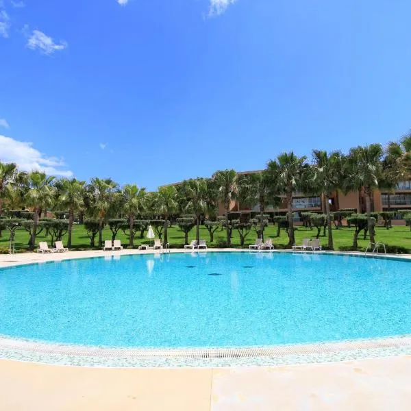 Albufeira Salgados Premium 1 With Pool by Homing，位于吉亚的酒店