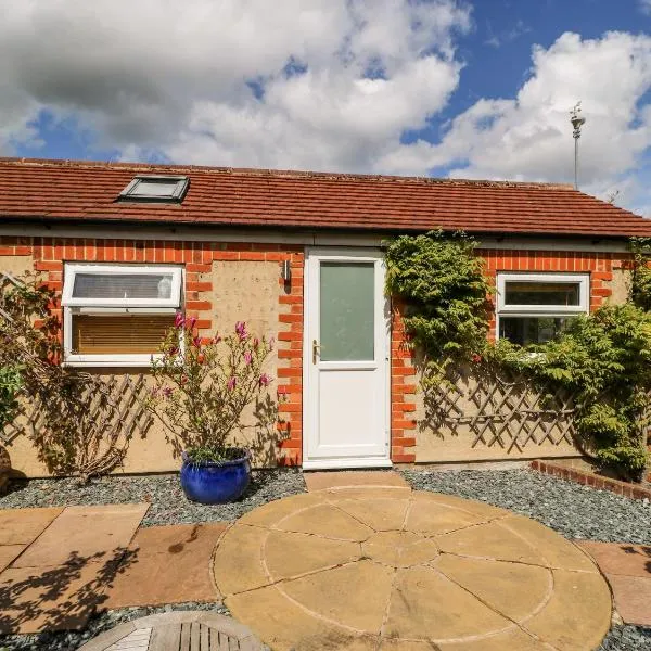 Garden Cottage，位于伊尔克利的酒店