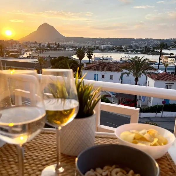 Apartamento con vistas al Mediterraneo，位于哈维亚的酒店