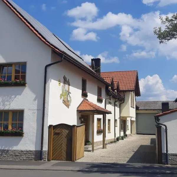 Ferienwohnung Rosenberger，位于Kolitzheim的酒店