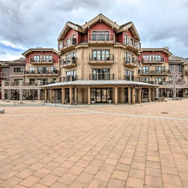 Stunning Getaway in the Heart of Downtown McCall，位于New Meadows的酒店