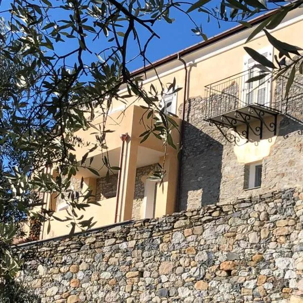 Agriturismo Le Merline，位于Arnasco的酒店