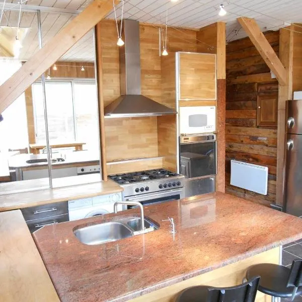 Maison du Giraldès Claux Puy Mary GR400 gite chalet，位于Le Claux的酒店