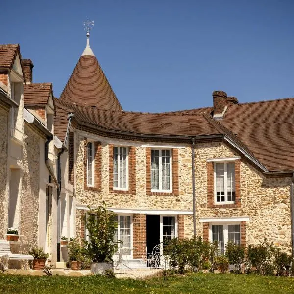 Le Petit Château，位于Baye的酒店