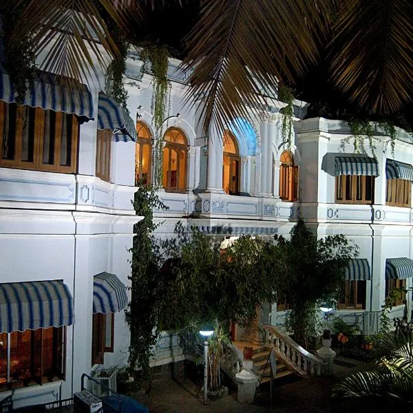 Hotel Aram，位于Sika的酒店