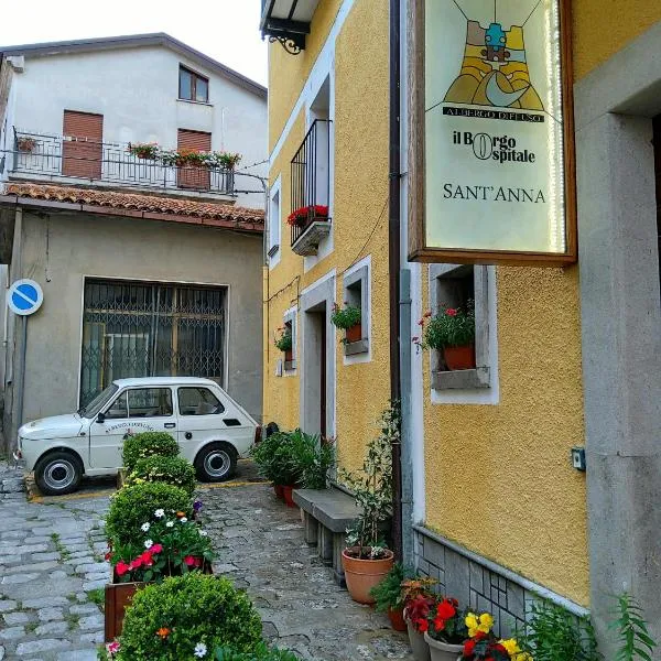Il Borgo Ospitale - Albergo Diffuso，位于Castelluccio Inferiore的酒店