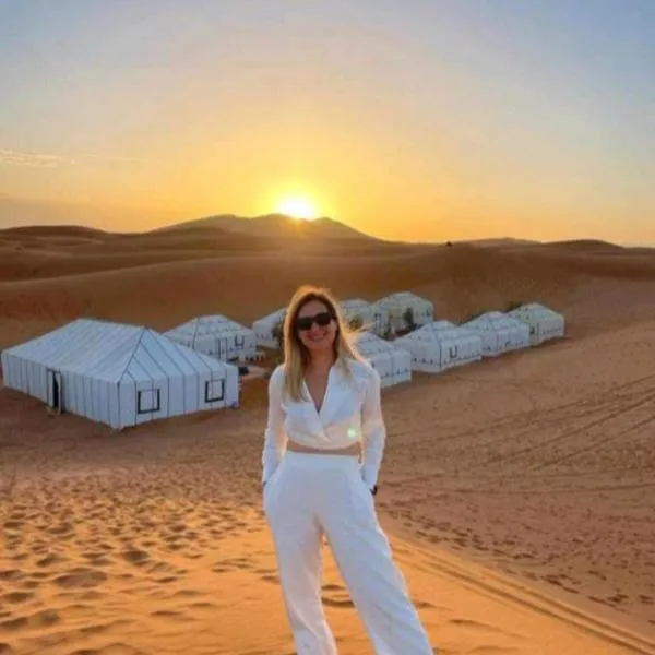 Merzouga Nice luxury Camp，位于梅尔祖卡的酒店