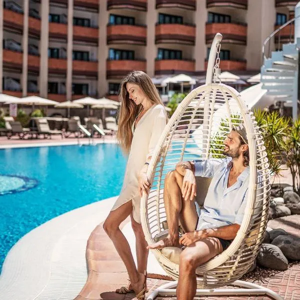 大加那利岛穆尔海王星酒店 - 仅限成人入住，位于英格兰海滩的酒店