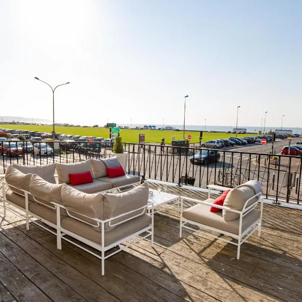 阿瓜多酒店，位于迪耶普的酒店