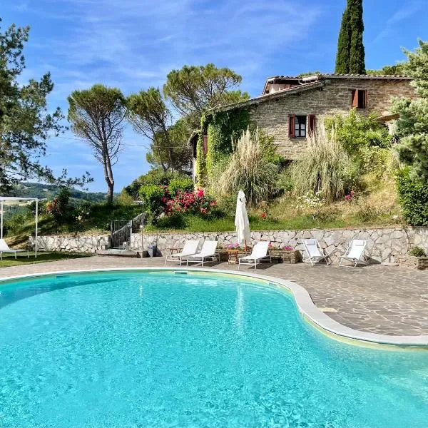 La Panoramica Gubbio - Maison de Charme - Casette e appartamenti self catering per vacanze meravigliose!，位于皮耶特拉伦加的酒店