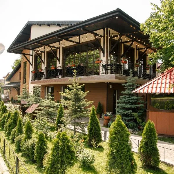 近湖酒店，位于Ivano-Frankovo的酒店