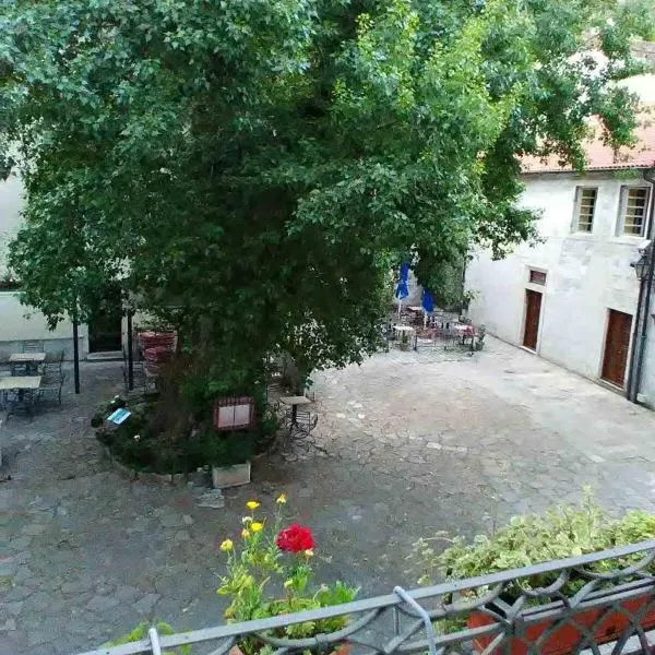 Guesthouse Nikoleta，位于科托尔的酒店