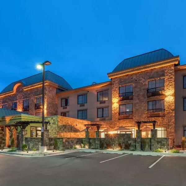 Best Western Premier Pasco Inn and Suites，位于West Pasco的酒店