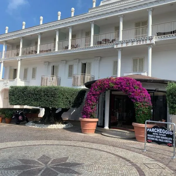 hotel tiffany，位于拉戈帕特里亚的酒店