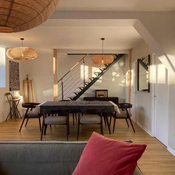 Domaine des Pousses, gîte au coeur d'un village de campagne，位于Droue-sur-Drouette的酒店